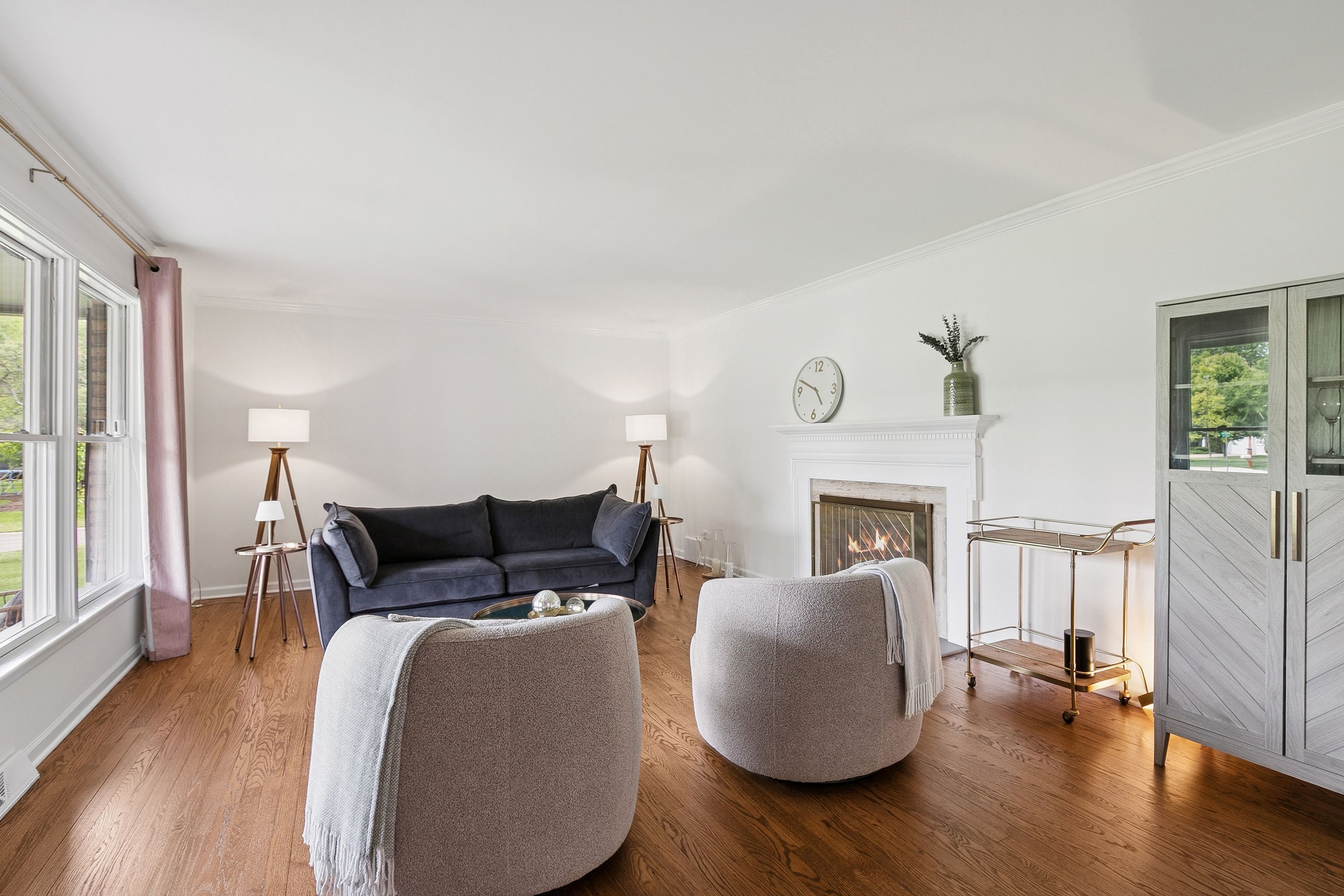  Timeless Charm with Extensive Modern Upgrades and an Unbeatable Lifestyle - 物件實景