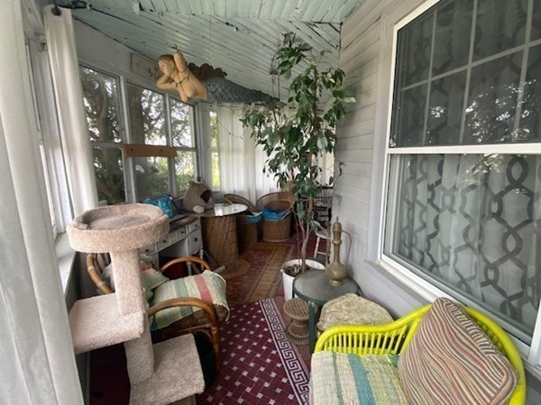 Winthrop, Massachusetts, 02152, United States, 5 Bedrooms Bedrooms, ,2 BathroomsBathrooms,Residential,For Sale,1937973