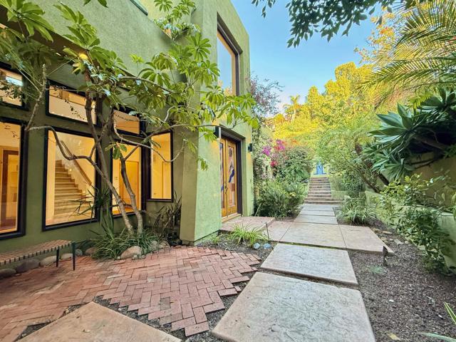 San Diego, California, 92103, United States, 2 Bedrooms Bedrooms, ,4 BathroomsBathrooms,Residential,For Sale,2009061