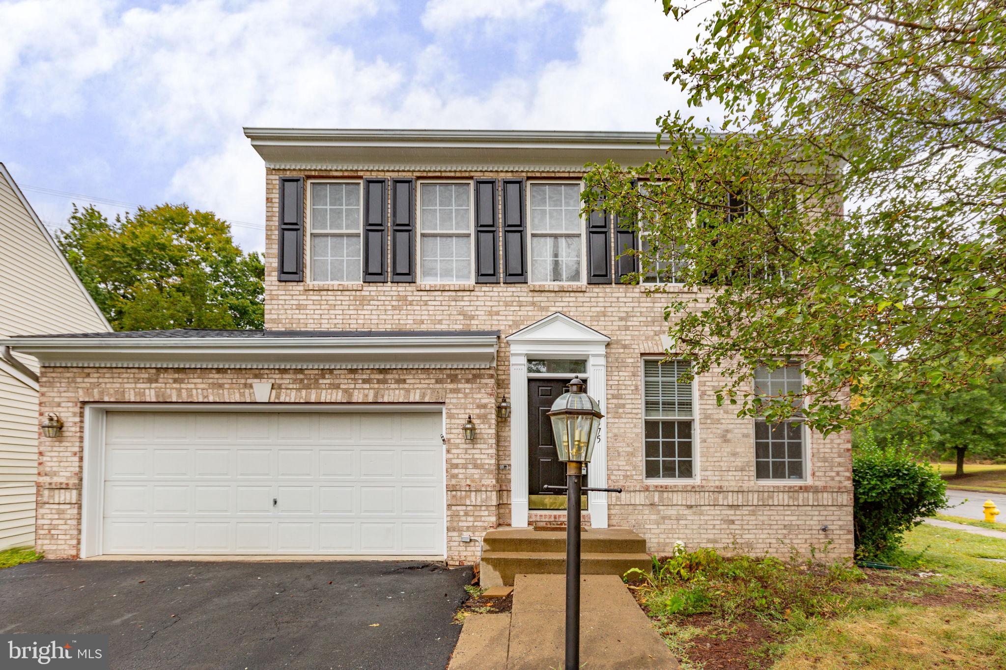 Dumfries, Virginia, 22026, United States, 4 Bedrooms Bedrooms, ,4 BathroomsBathrooms,Residential,For Sale,1977834