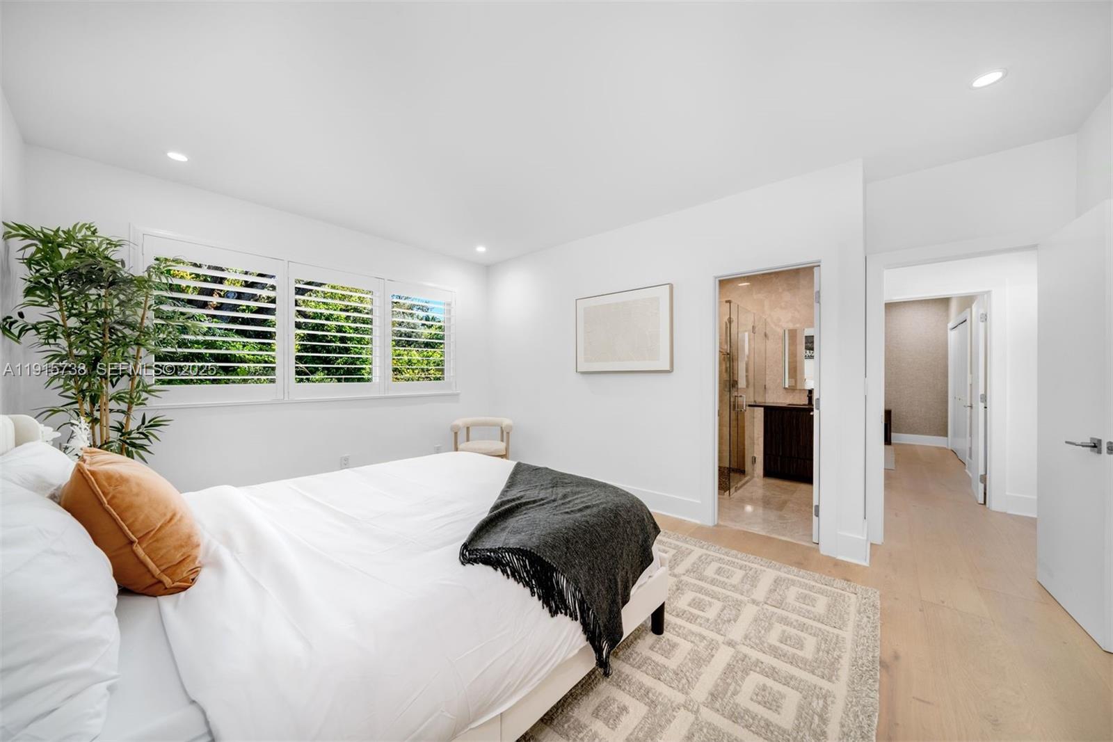 Pinecrest, Florida, 33156, United States, 4 Bedrooms Bedrooms, ,4 BathroomsBathrooms,Residential,For Sale,1997092