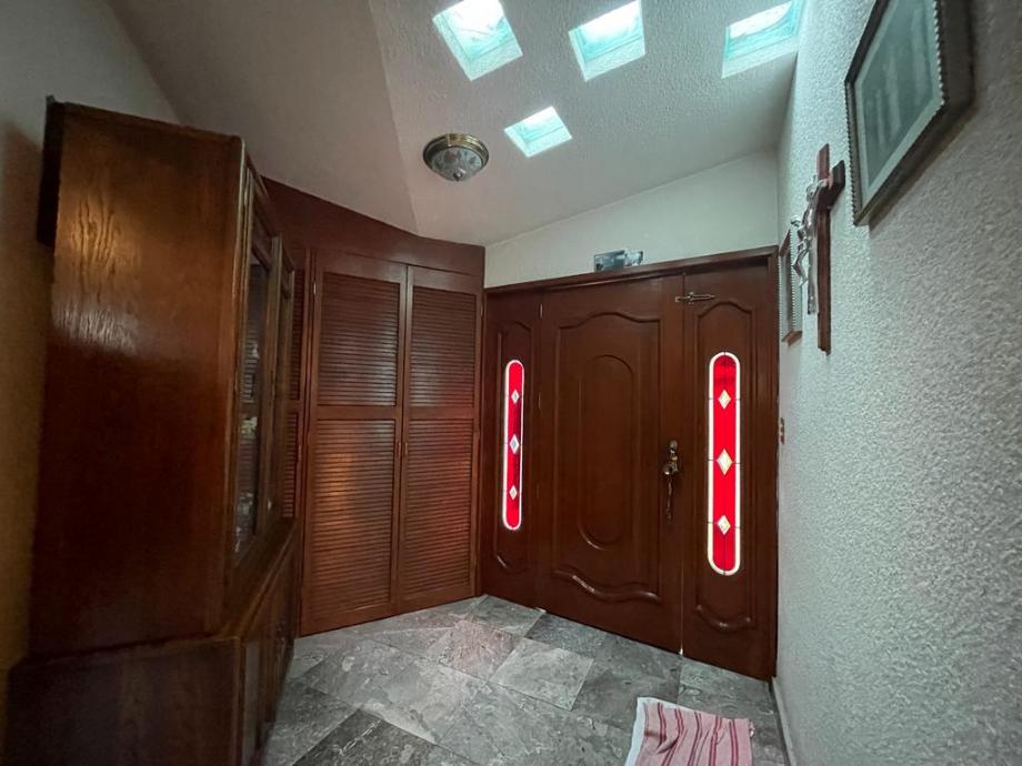 SAN CARLOS, Metepec, Estado de México, 52159, Mexico, 4 Bedrooms Bedrooms, ,3 BathroomsBathrooms,Residential,For Sale,SAN CARLOS,1441444