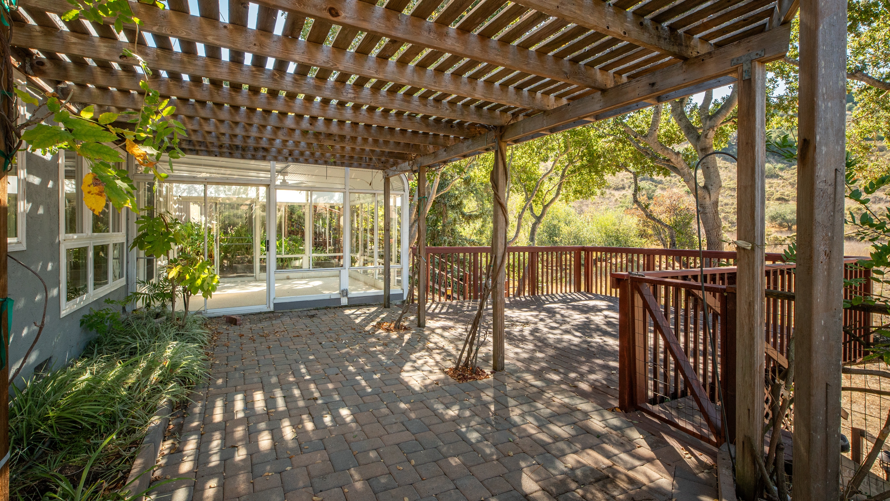  Spacious Mont Marin Contemporary with Open Space Views - 物件實景