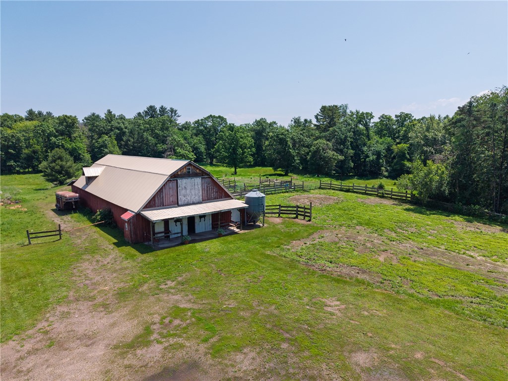 Cadott, Wisconsin, 54727, United States, 4 Bedrooms Bedrooms, ,3 BathroomsBathrooms,Residential,For Sale,1990945