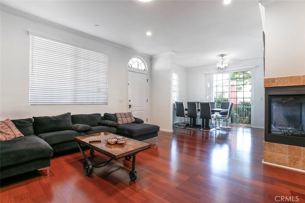 Sun Valley, California, 91352, United States, 3 Bedrooms Bedrooms, ,3 BathroomsBathrooms,Residential,For Sale,1938832