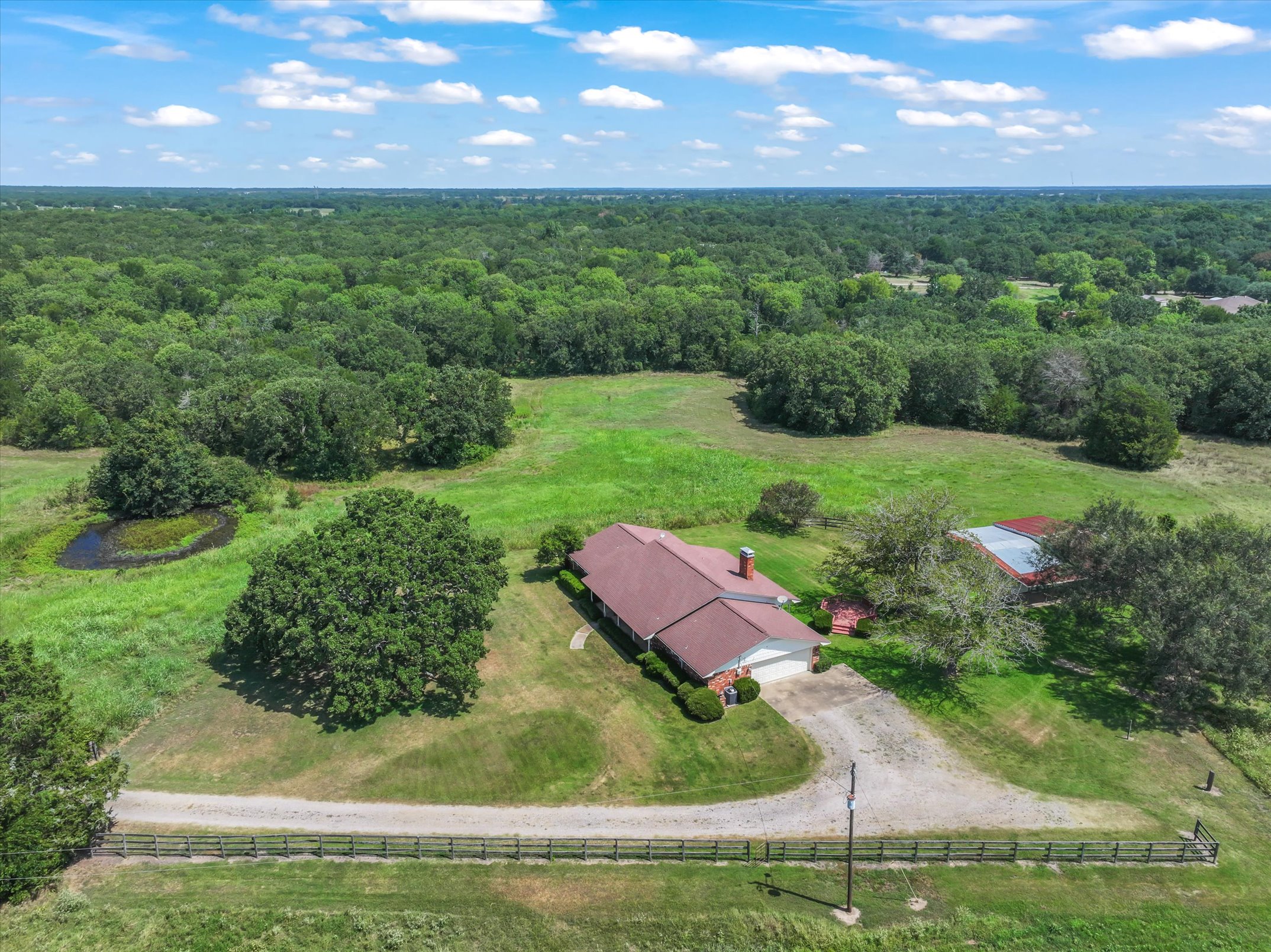 Wills Point, Texas, 75169, United States, 3 Bedrooms Bedrooms, ,3 BathroomsBathrooms,Residential,For Sale,1978262