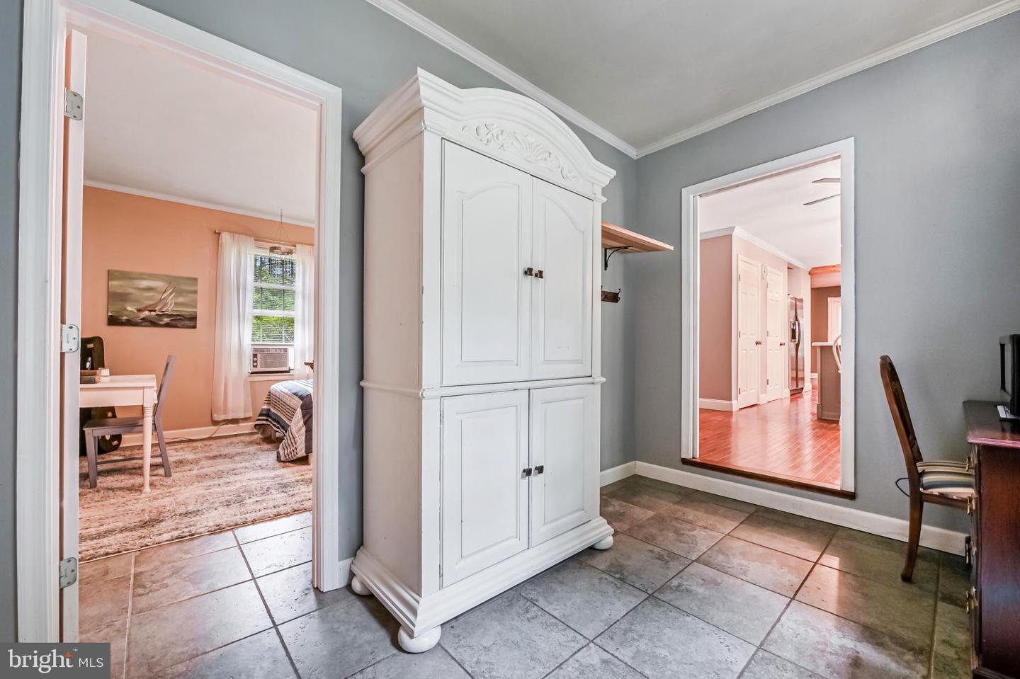 Easton, Maryland, 21601, United States, 5 Bedrooms Bedrooms, ,4 BathroomsBathrooms,Residential,For Sale,2002273