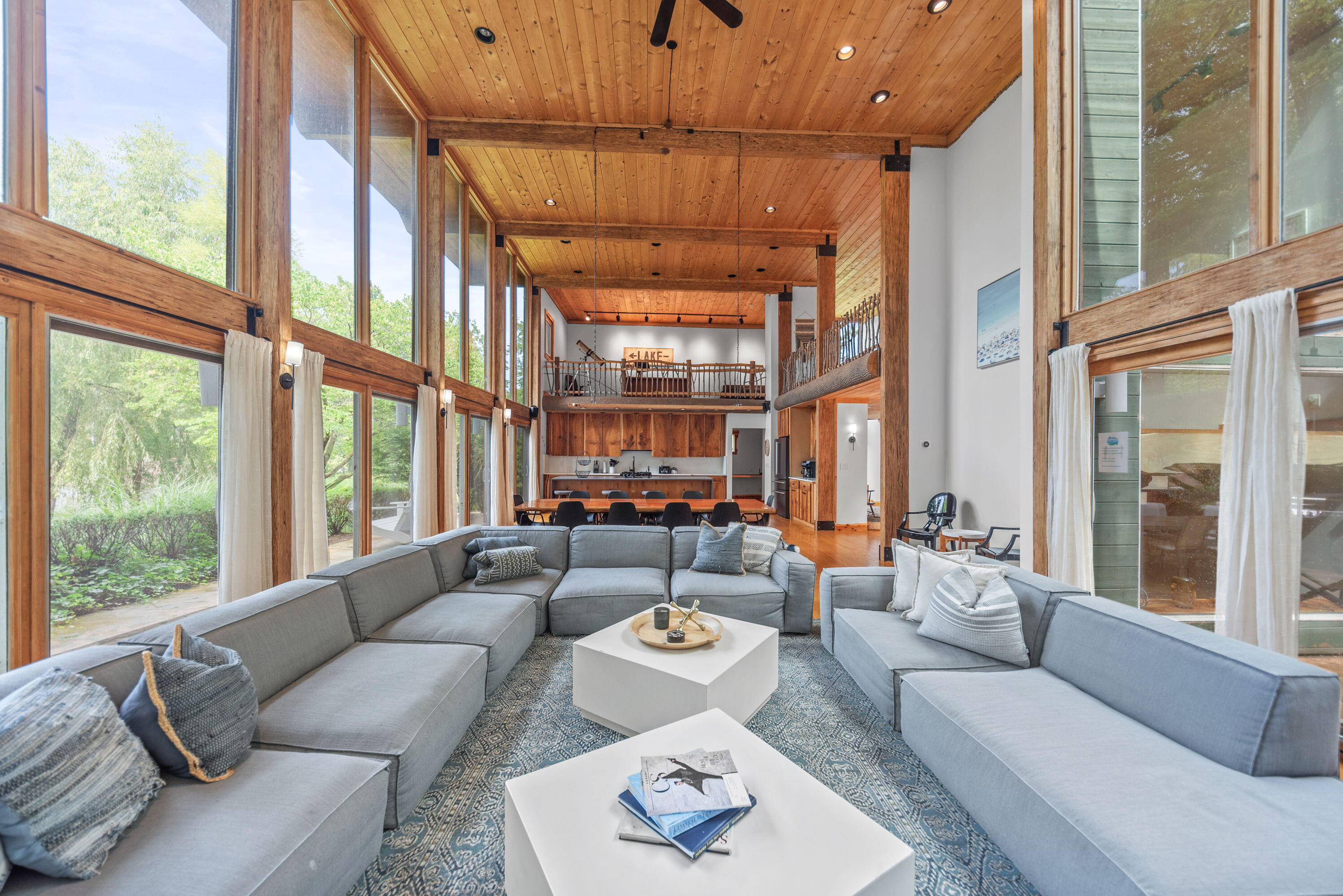 Lakeside, Michigan, 49116, United States, 3 Bedrooms Bedrooms, ,3 BathroomsBathrooms,Residential,For Sale,1926204