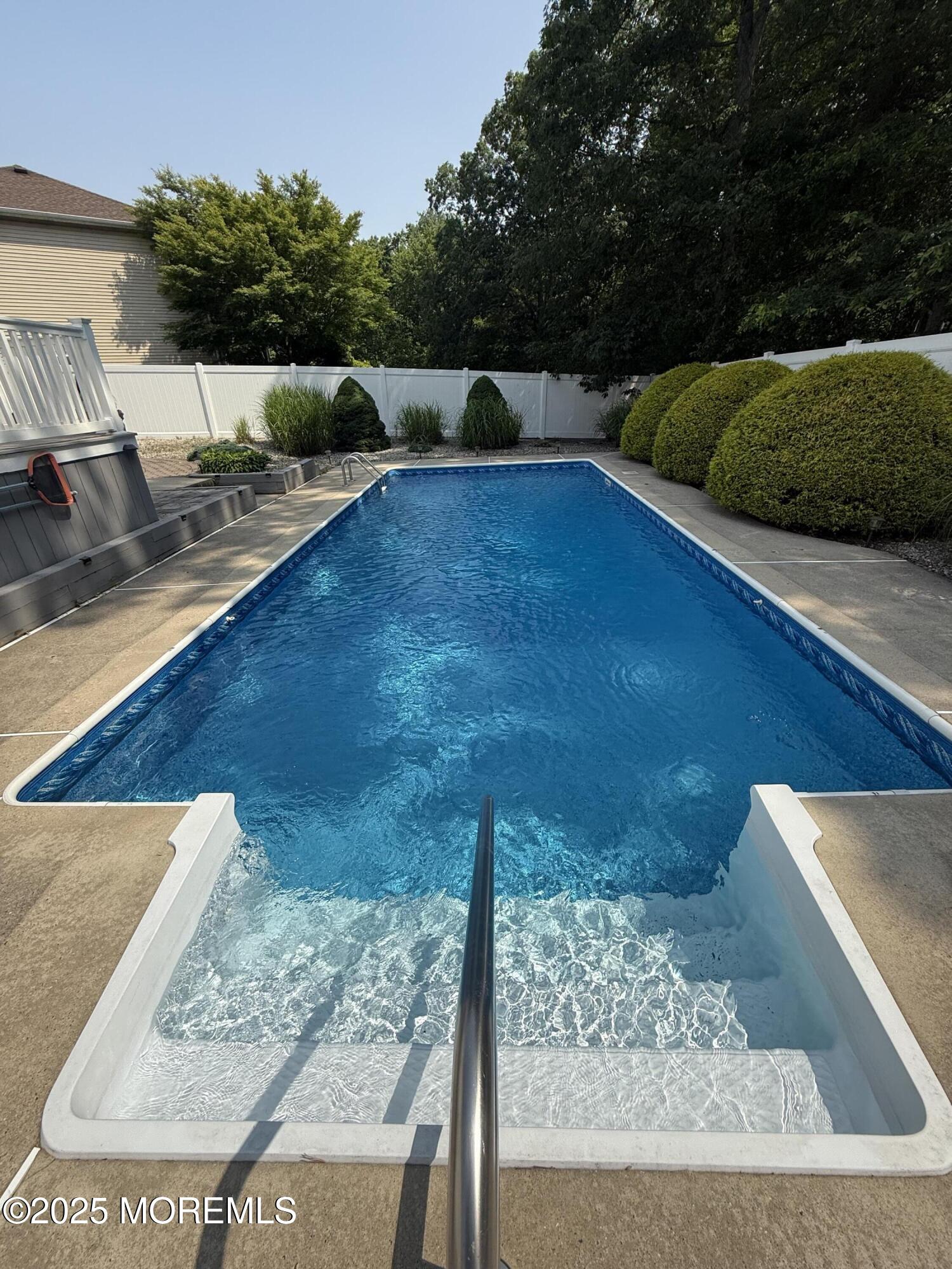 Howell, New Jersey, 07731, United States, 4 Bedrooms Bedrooms, ,3 BathroomsBathrooms,Residential,For Sale,1890794