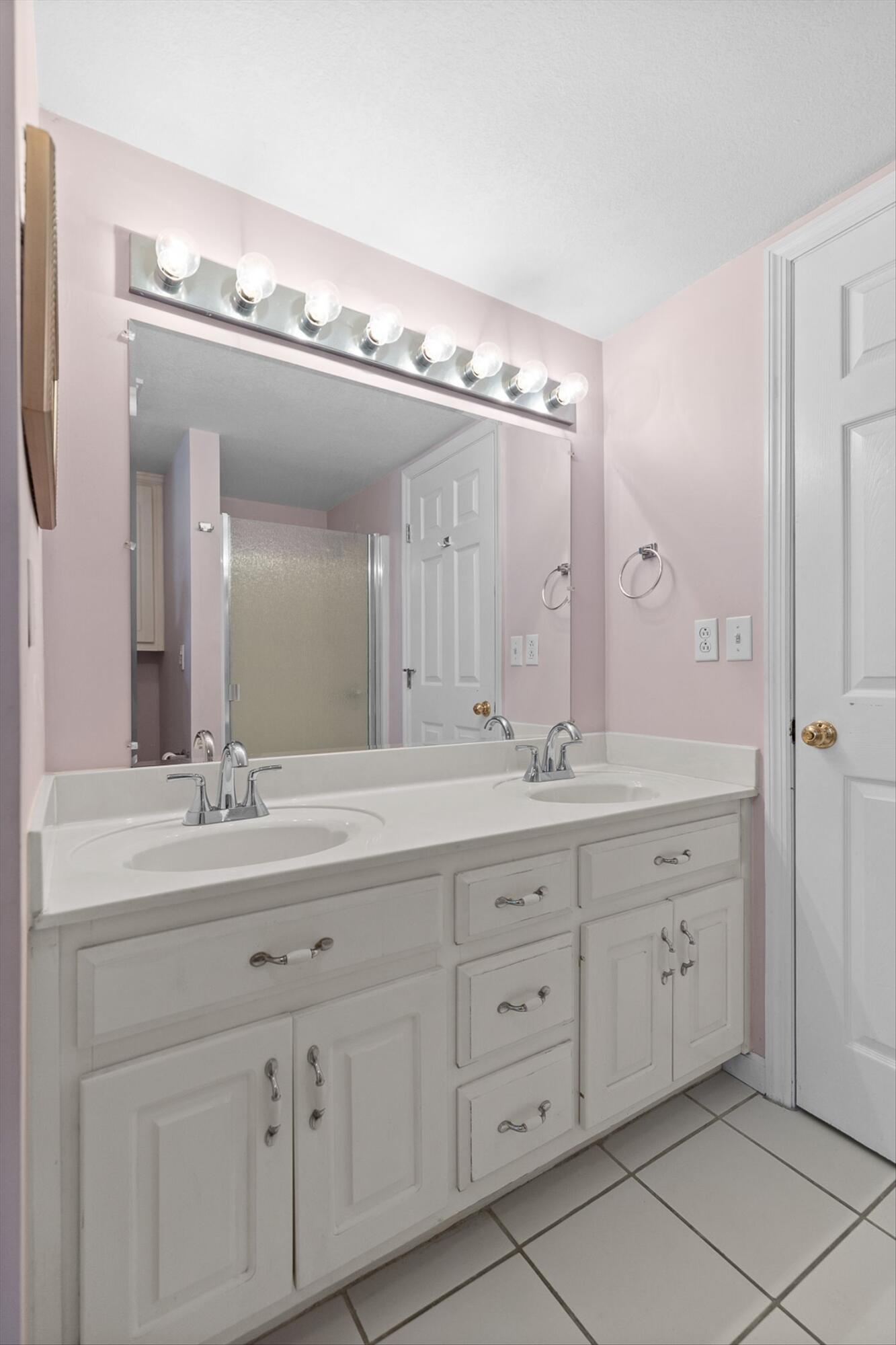 Bryant, Alabama, 35958, United States, 6 Bedrooms Bedrooms, ,3 BathroomsBathrooms,Residential,For Sale,1983058