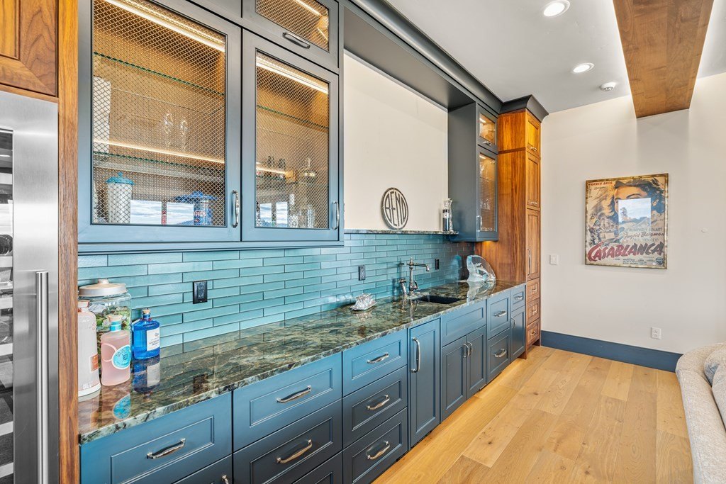 McCall, Idaho, 83638, United States, 5 Bedrooms Bedrooms, ,5 BathroomsBathrooms,Residential,For Sale,1989949