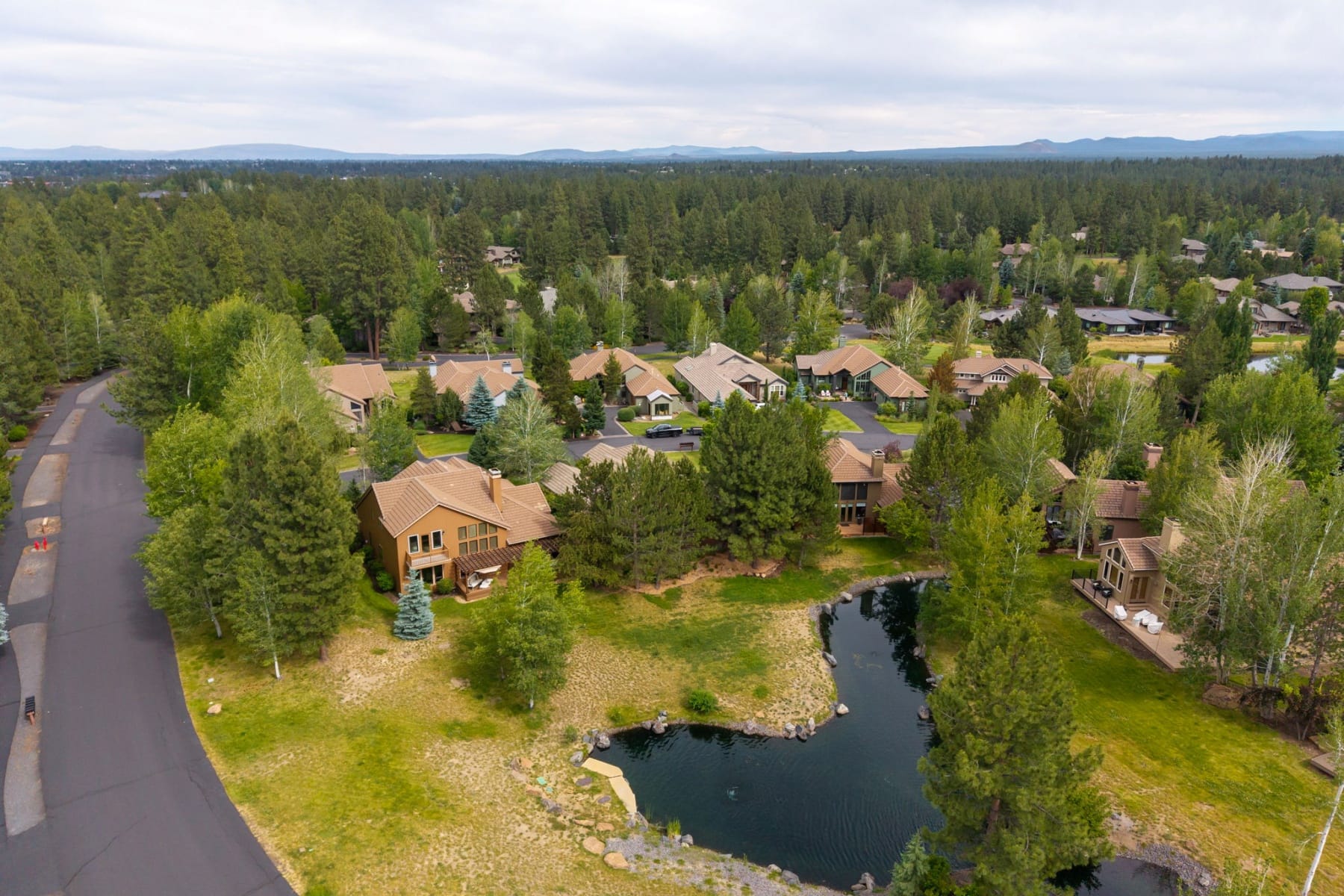  62028 Fall Creek Loop Bend, OR 97702 - 物件實景