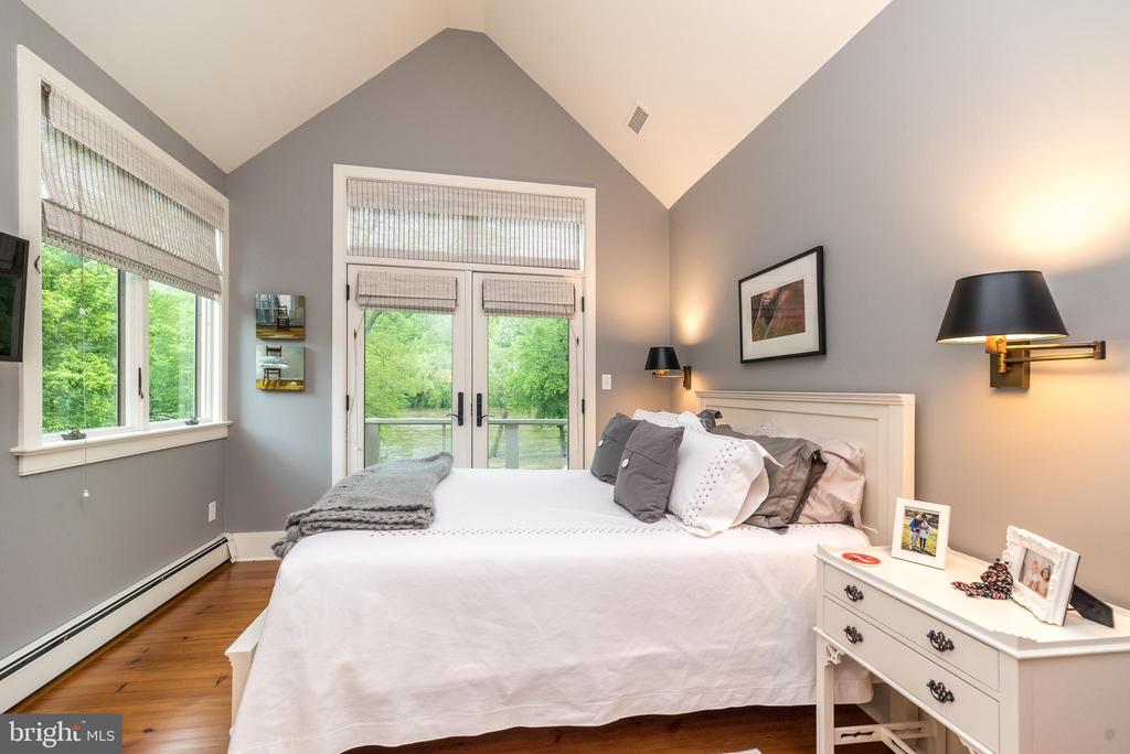 Point Pleasant, Pennsylvania, 18950, United States, 4 Bedrooms Bedrooms, ,6 BathroomsBathrooms,Residential,For Sale,1794565