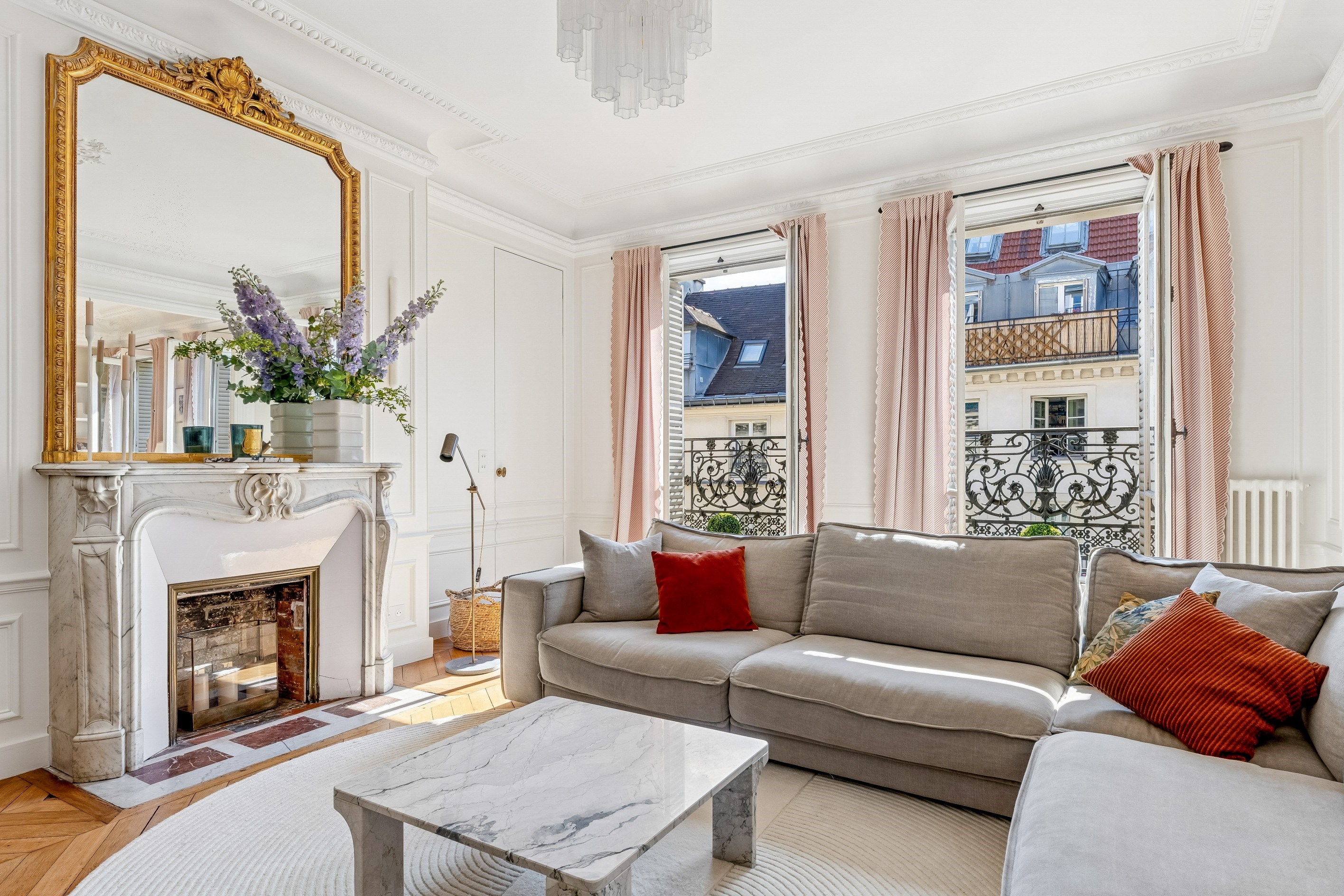 Paris 3rd District – Stunning Fully Renovated Dual-Aspect Family Apartment of 1… - 物件實景