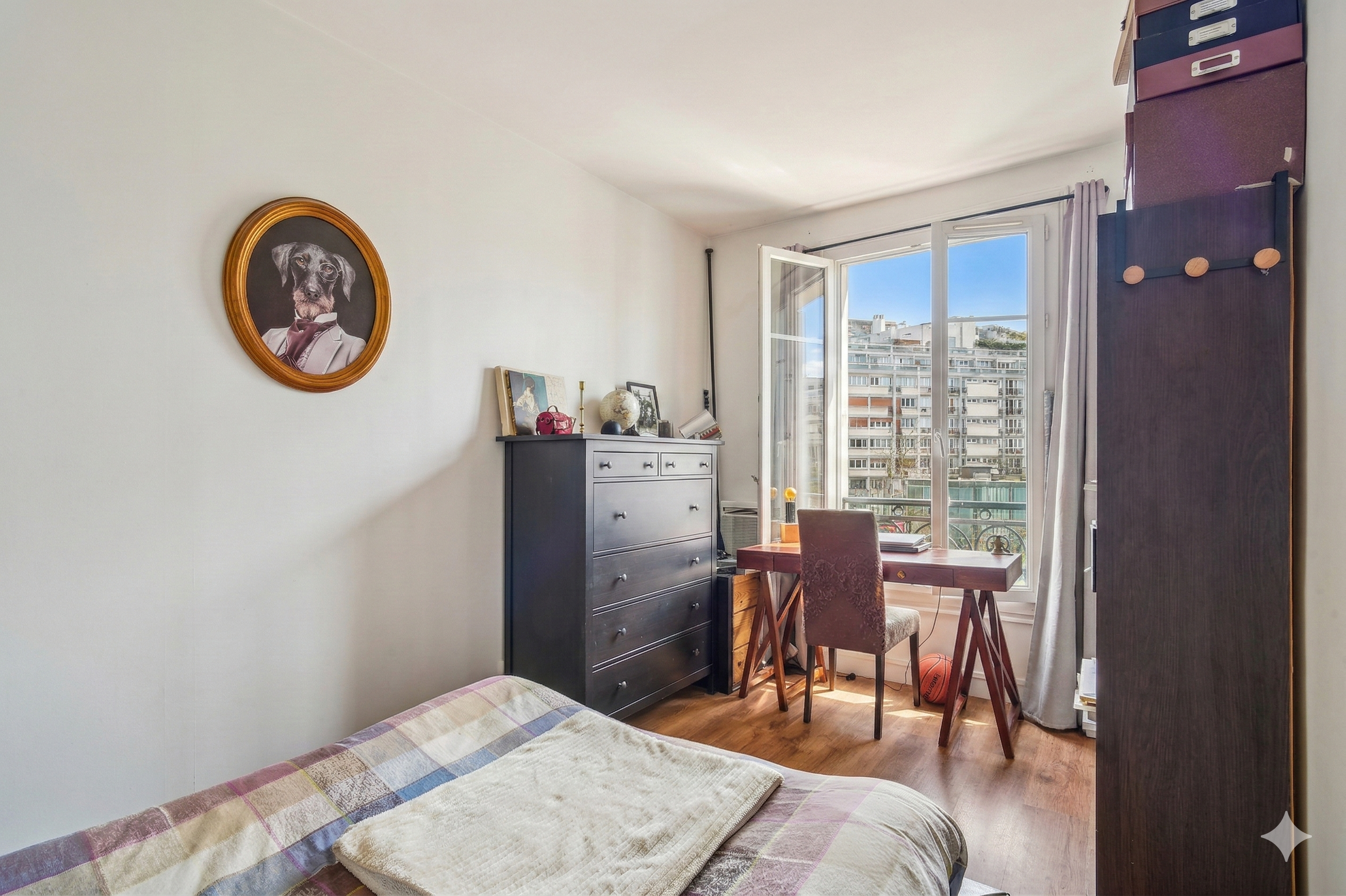  Bright two-bedroom apartment - 物件實景