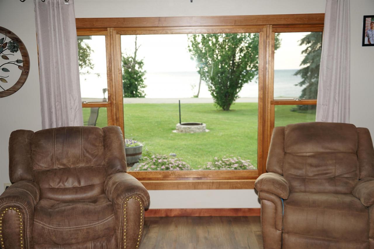Brussels, Wisconsin, 54204, United States, 4 Bedrooms Bedrooms, ,3 BathroomsBathrooms,Residential,For Sale,1837753