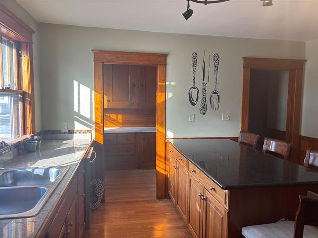 Nashua, New Hampshire, 03060, United States, 6 Bedrooms Bedrooms, ,2 BathroomsBathrooms,Residential,For Sale,2009233