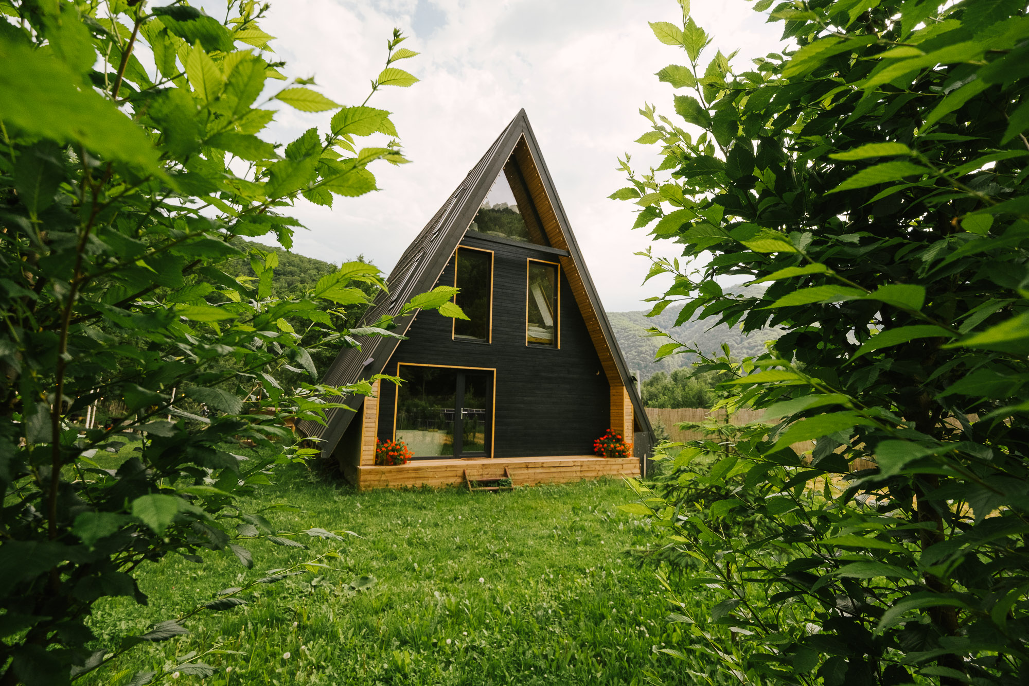  A Home Between River, Forest and Sky in the Heart of the Lotru Mountains - 物件實景
