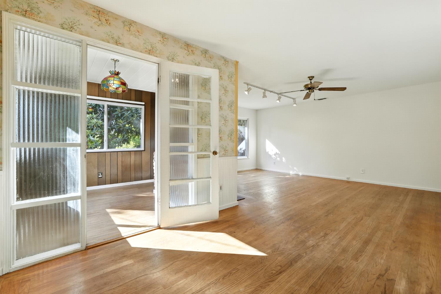 Sacramento, California, 95864, United States, 3 Bedrooms Bedrooms, ,2 BathroomsBathrooms,Residential,For Sale,1926285