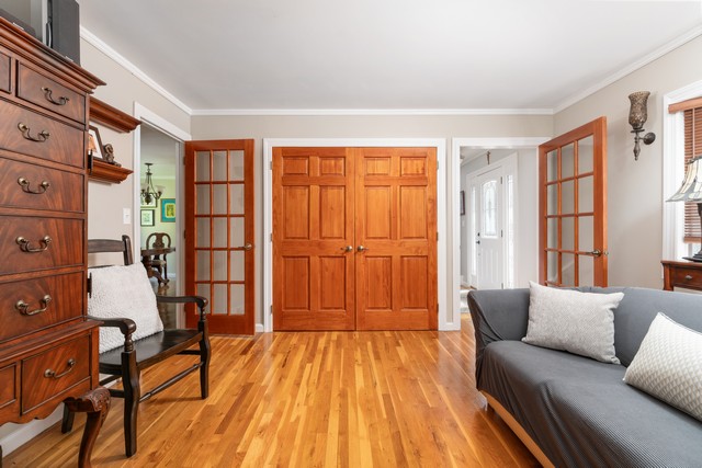 Shoreham, New York, 11786, United States, 5 Bedrooms Bedrooms, ,3 BathroomsBathrooms,Residential,For Sale,1990330