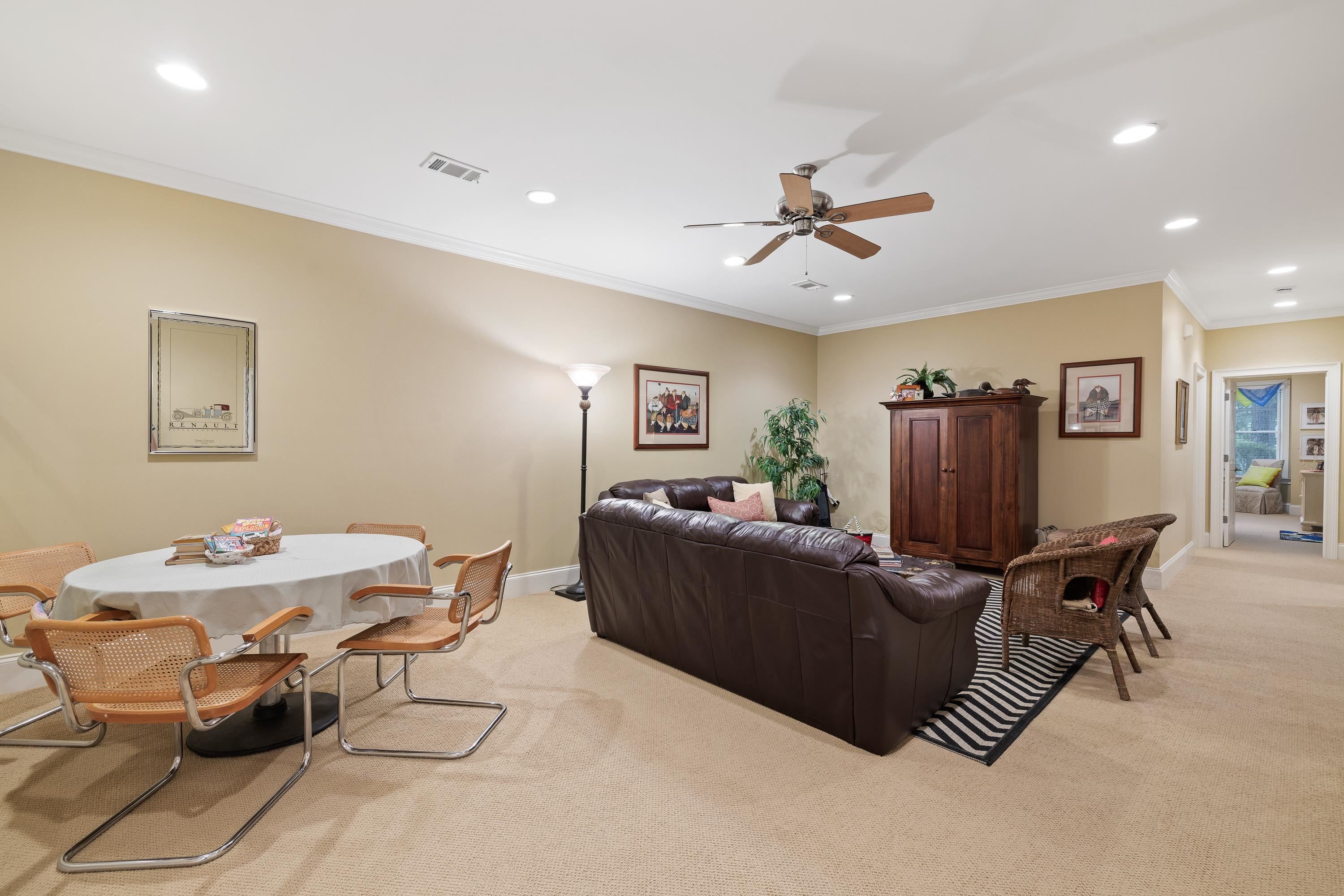 Greensboro, Georgia, 30642, United States, 3 Bedrooms Bedrooms, ,4 BathroomsBathrooms,Residential,For Sale,1829509