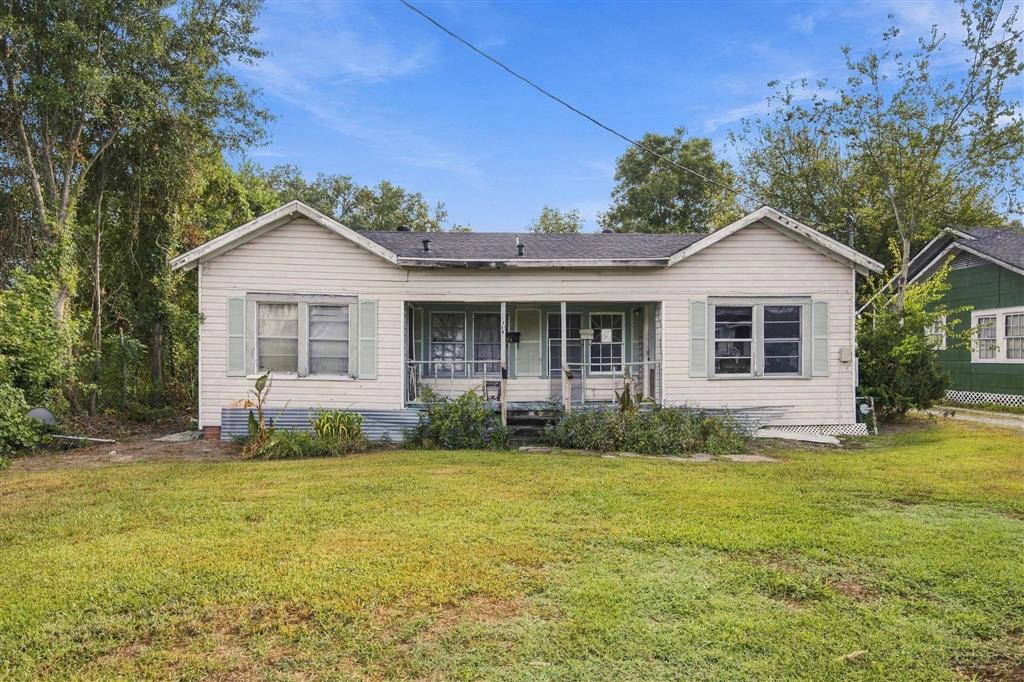 Magnolia St, Westlake, LA 70669