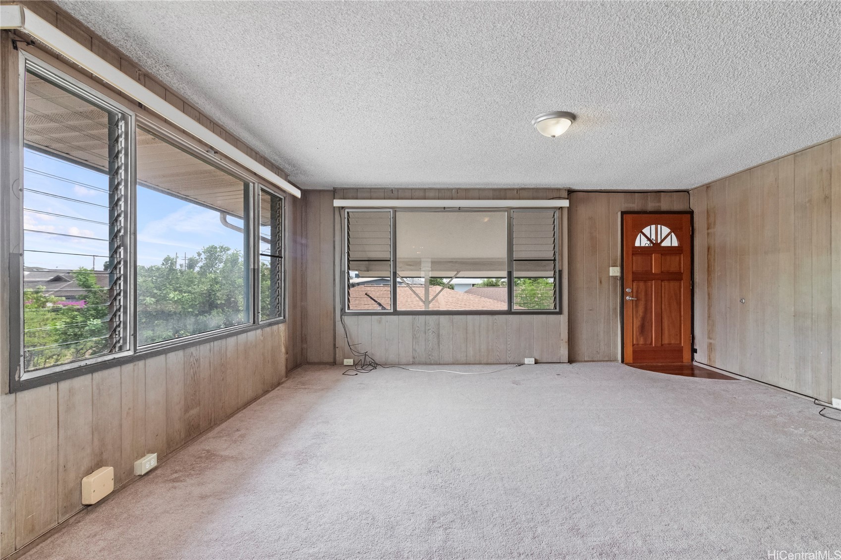 Waipahu, Hawaii, 96797, United States, 7 Bedrooms Bedrooms, ,5 BathroomsBathrooms,Residential,For Sale,1987843