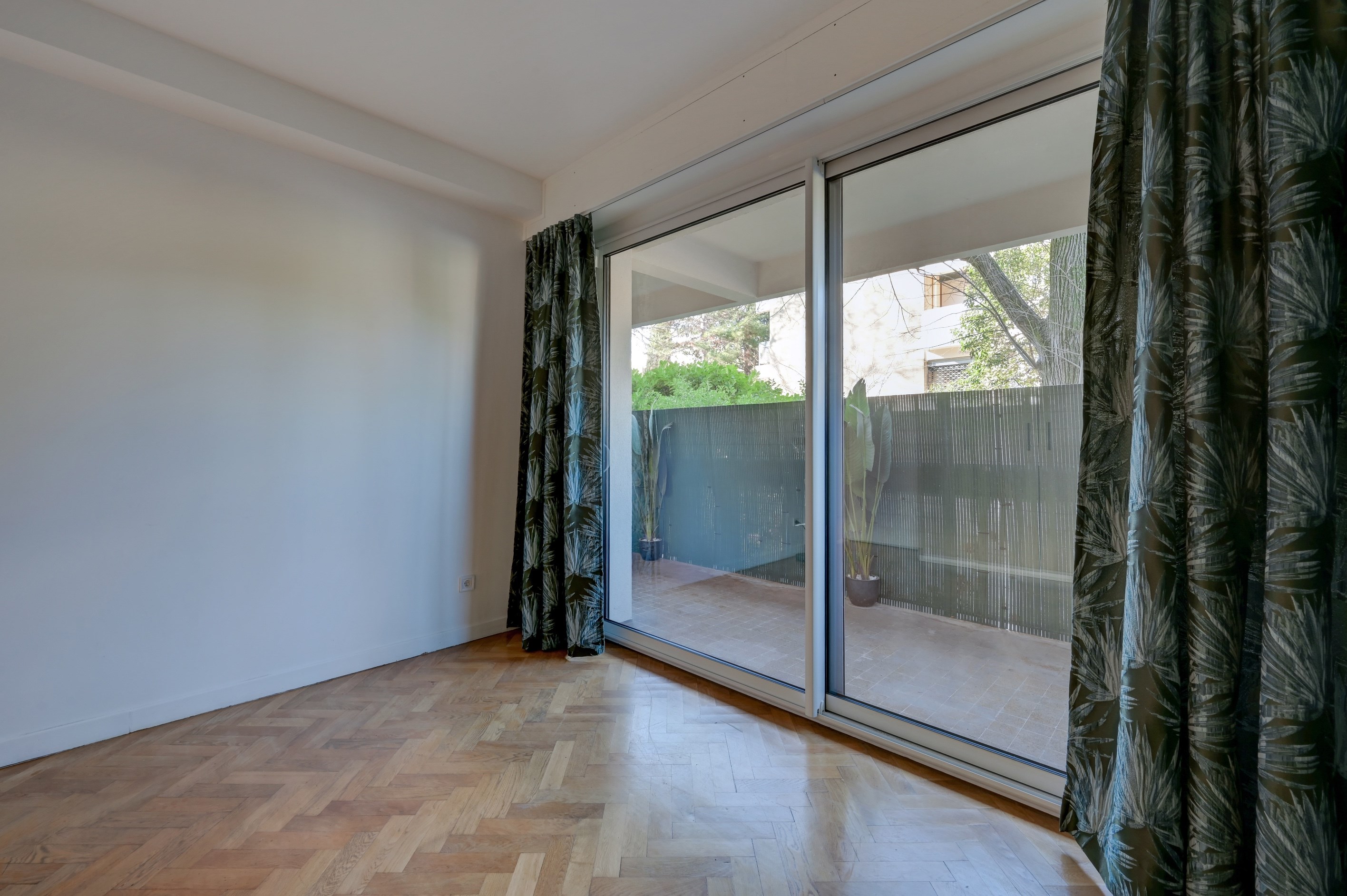  For Sale – 3-Bedroom Apartment in the City Center - 物件實景