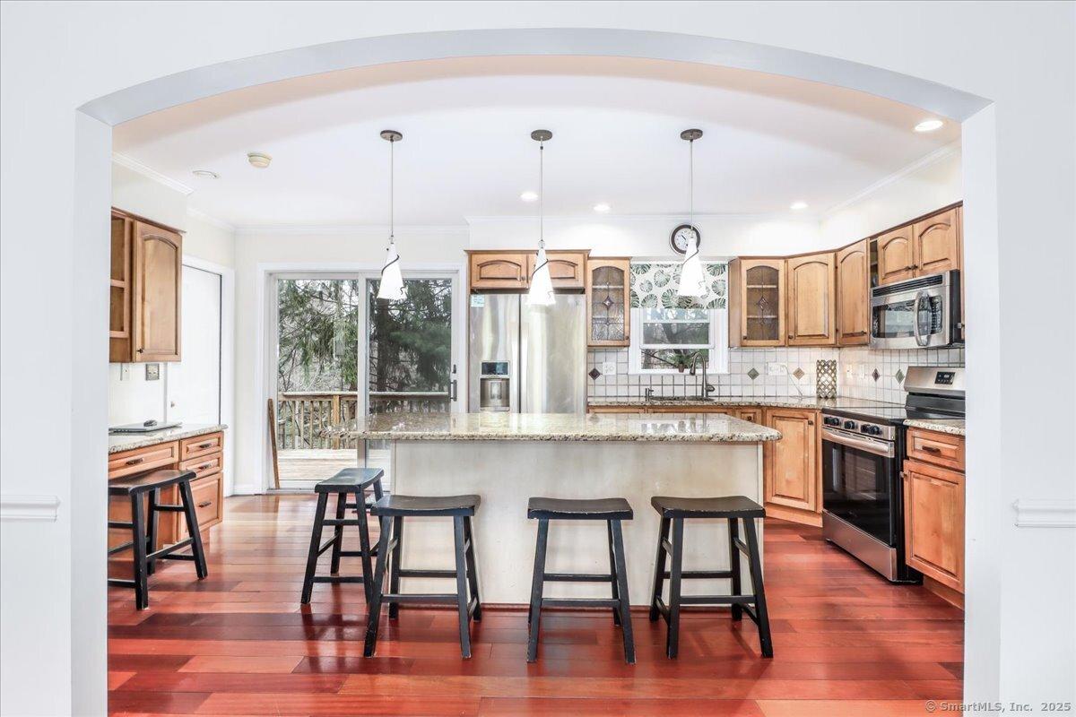 Trumbull, Connecticut, 06611, United States, 4 Bedrooms Bedrooms, ,3 BathroomsBathrooms,Residential,For Sale,1986058