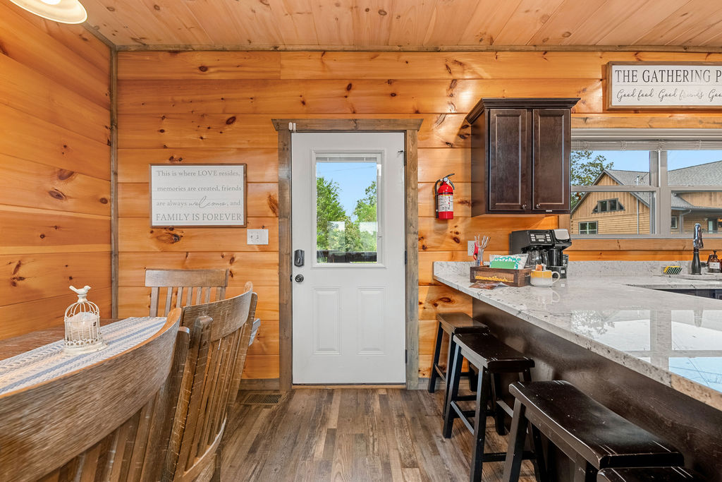 Sevierville, Tennessee, 37876, United States, 3 Bedrooms Bedrooms, ,4 BathroomsBathrooms,Residential,For Sale,1936996