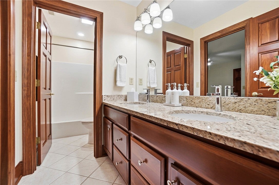 Dayton, Ohio, 45458, United States, 4 Bedrooms Bedrooms, ,5 BathroomsBathrooms,Residential,For Sale,2048387