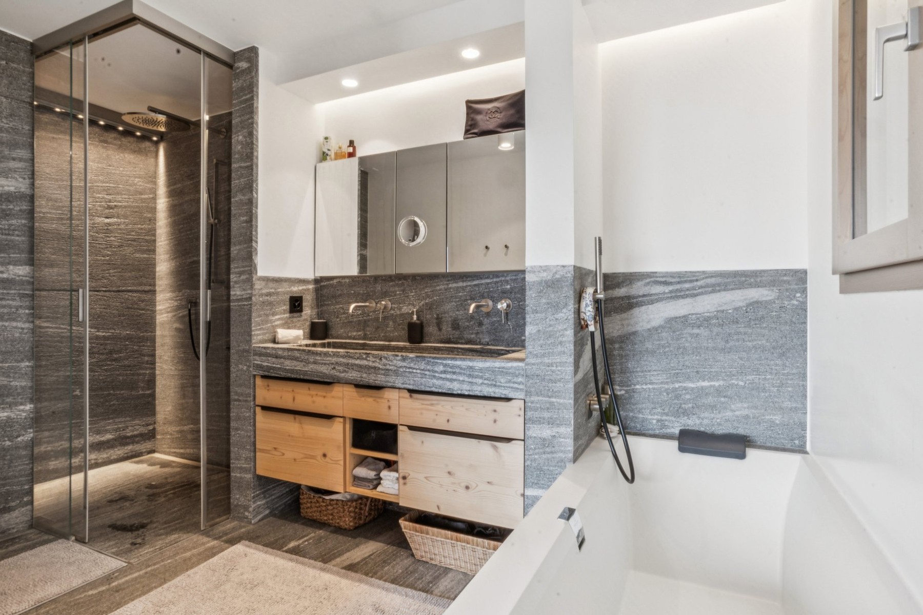  Alpine Excellence: A Luxury Chalet in Villars-sur-Ollon - 物件實景