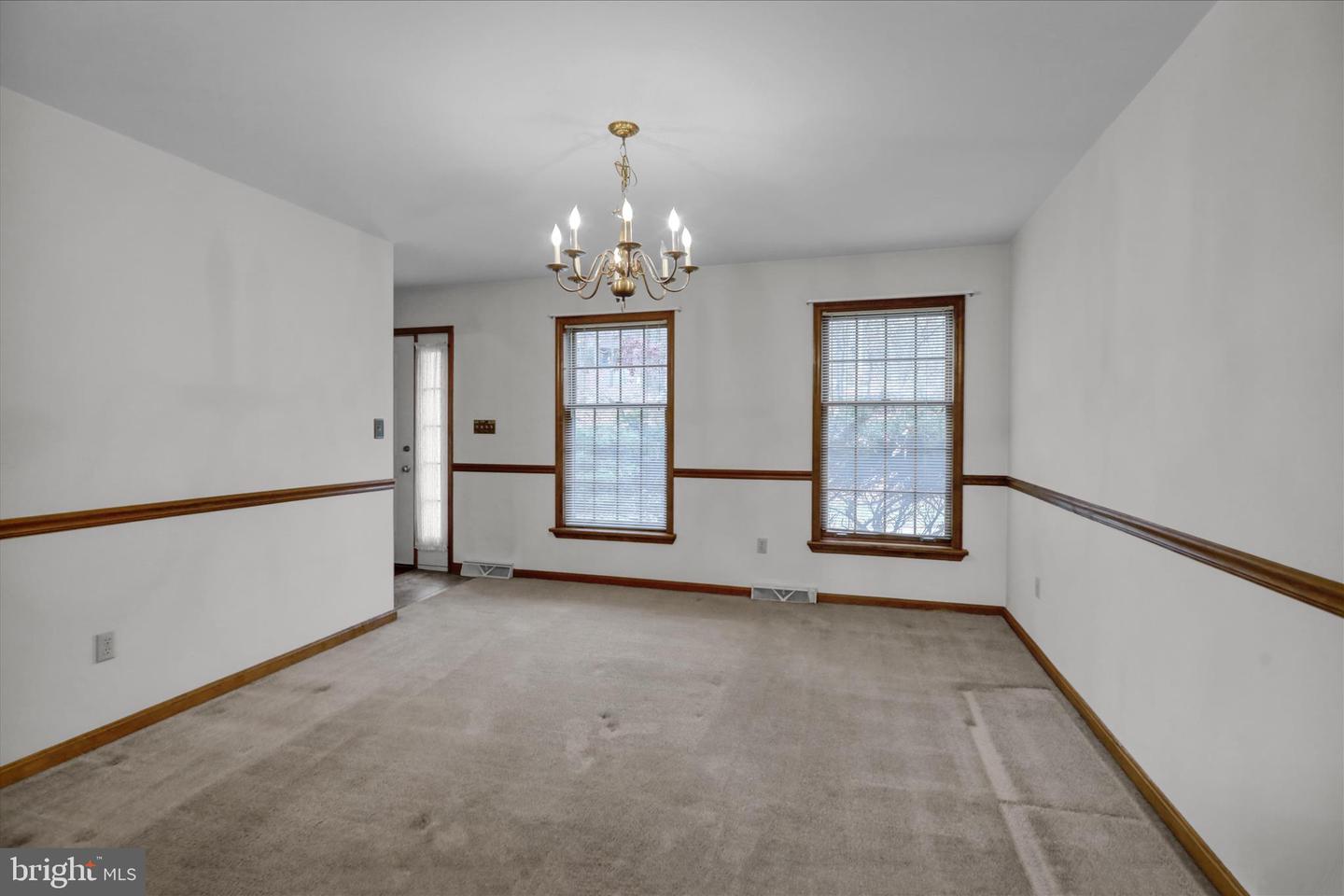 Lebanon, Pennsylvania, 17042, United States, 4 Bedrooms Bedrooms, ,3 BathroomsBathrooms,Residential,For Sale,1998150