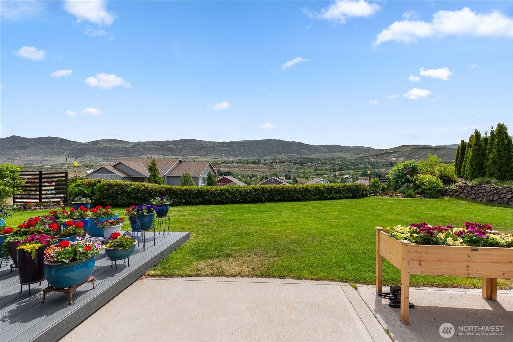 East Wenatchee, Washington, 98802, United States, 3 Bedrooms Bedrooms, ,1 BathroomBathrooms,Residential,For Sale,1818032