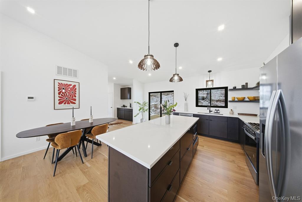 Neversink, New York, 12765, United States, 3 Bedrooms Bedrooms, ,2 BathroomsBathrooms,Residential,For Sale,2010737