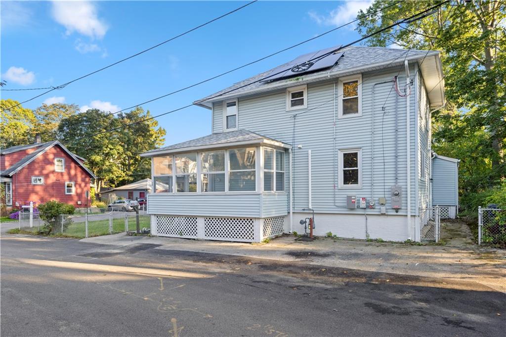 Warwick, Rhode Island, 02888, United States, 3 Bedrooms Bedrooms, ,3 BathroomsBathrooms,Residential,For Sale,2005578