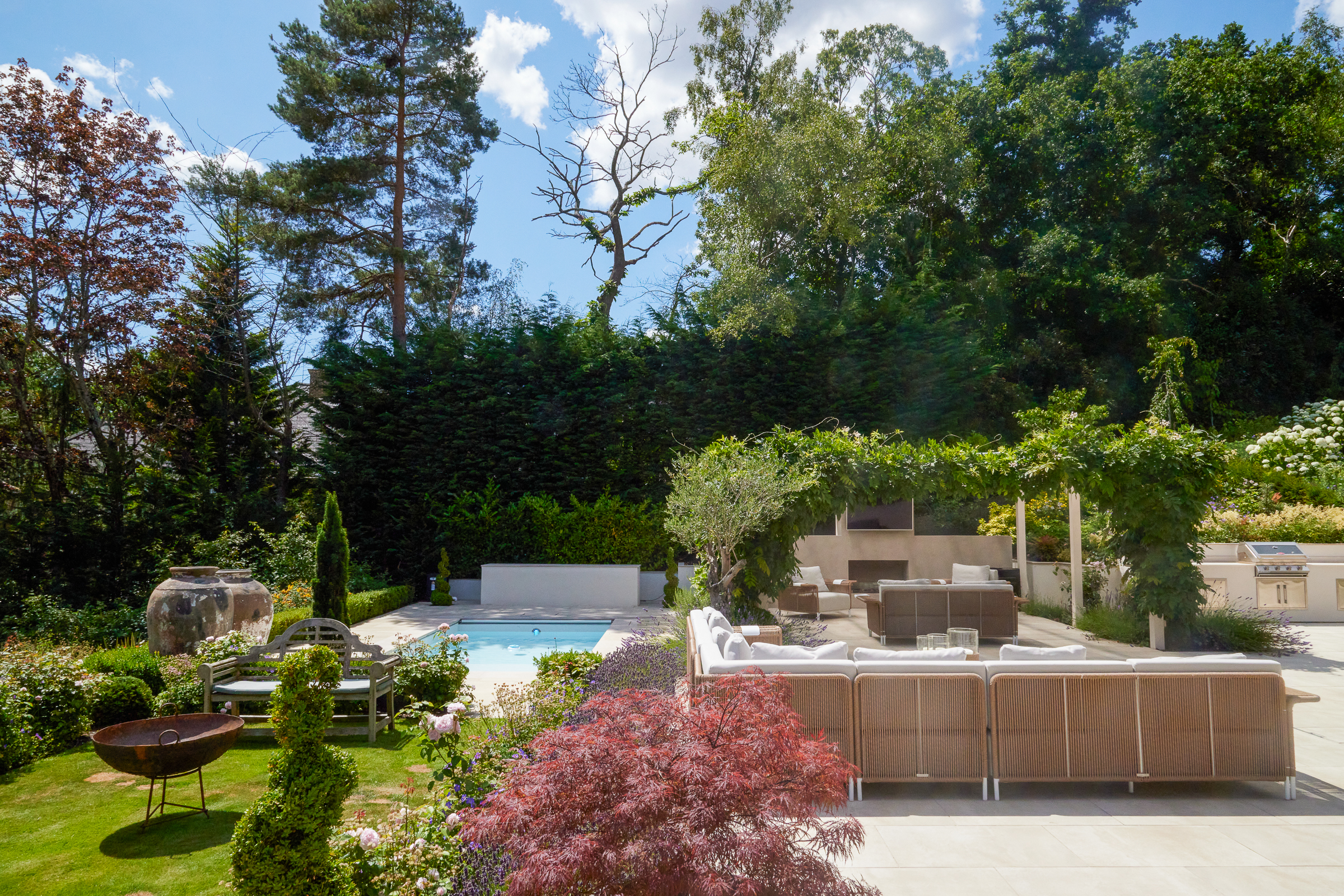  A Remarkable Turnkey Estate Home on the St George’s Hill Estate - 物件實景