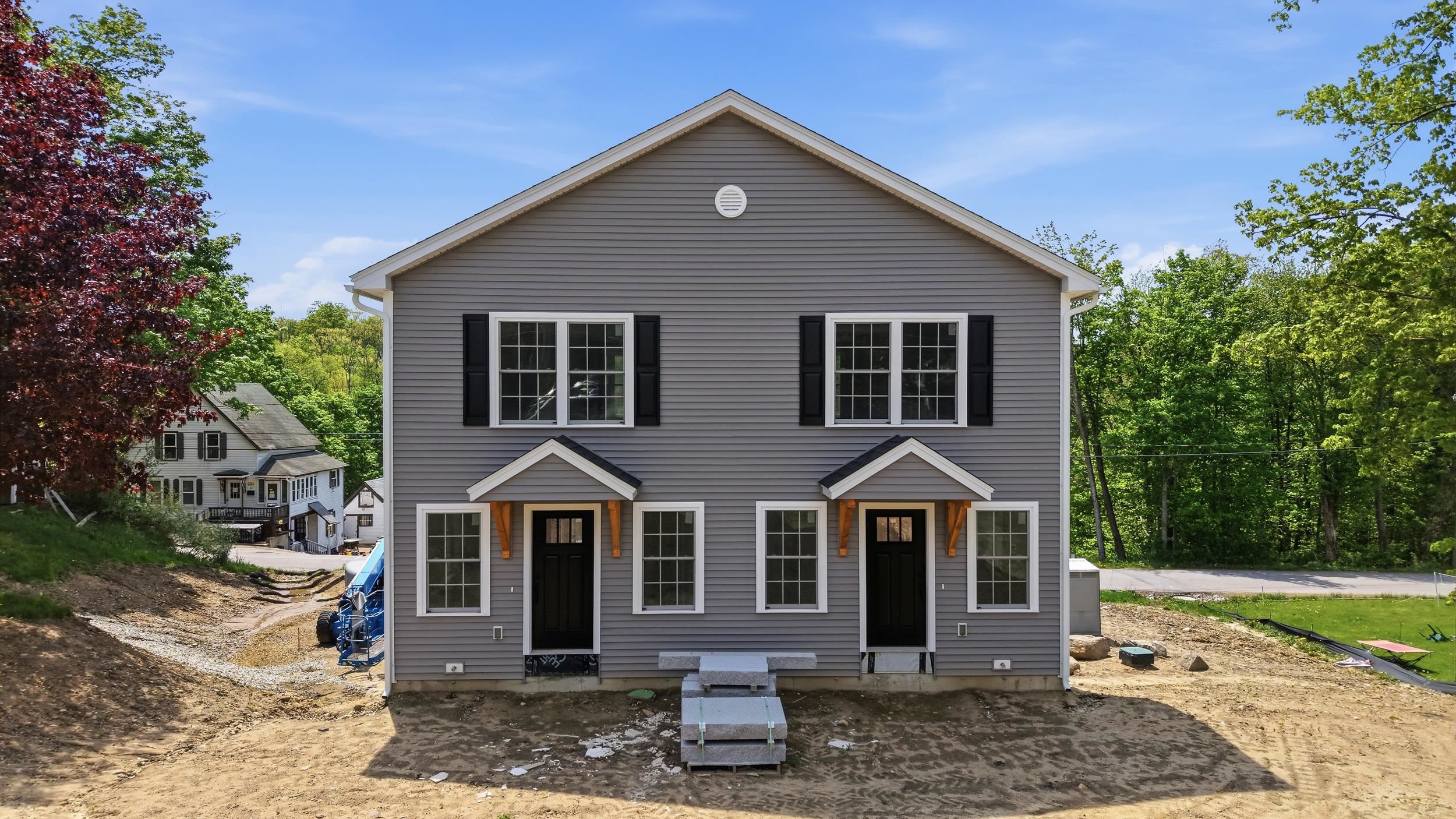  24 Munroe Street, Units 1&2, Franklin, NH, 03235 - 物件實景