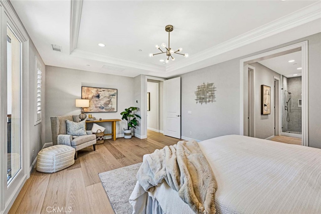 Lake Forest, California, 92630, United States, 4 Bedrooms Bedrooms, ,5 BathroomsBathrooms,Residential,For Sale,1988147