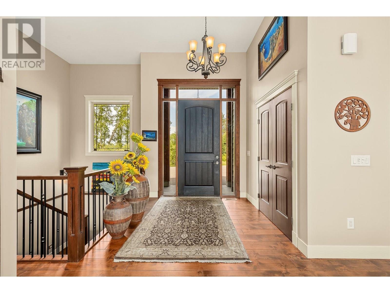 KELOWNA, British Columbia, V1W 4C5, CA, 5 Bedrooms Bedrooms, ,3 BathroomsBathrooms,Residential,For Sale,1883481