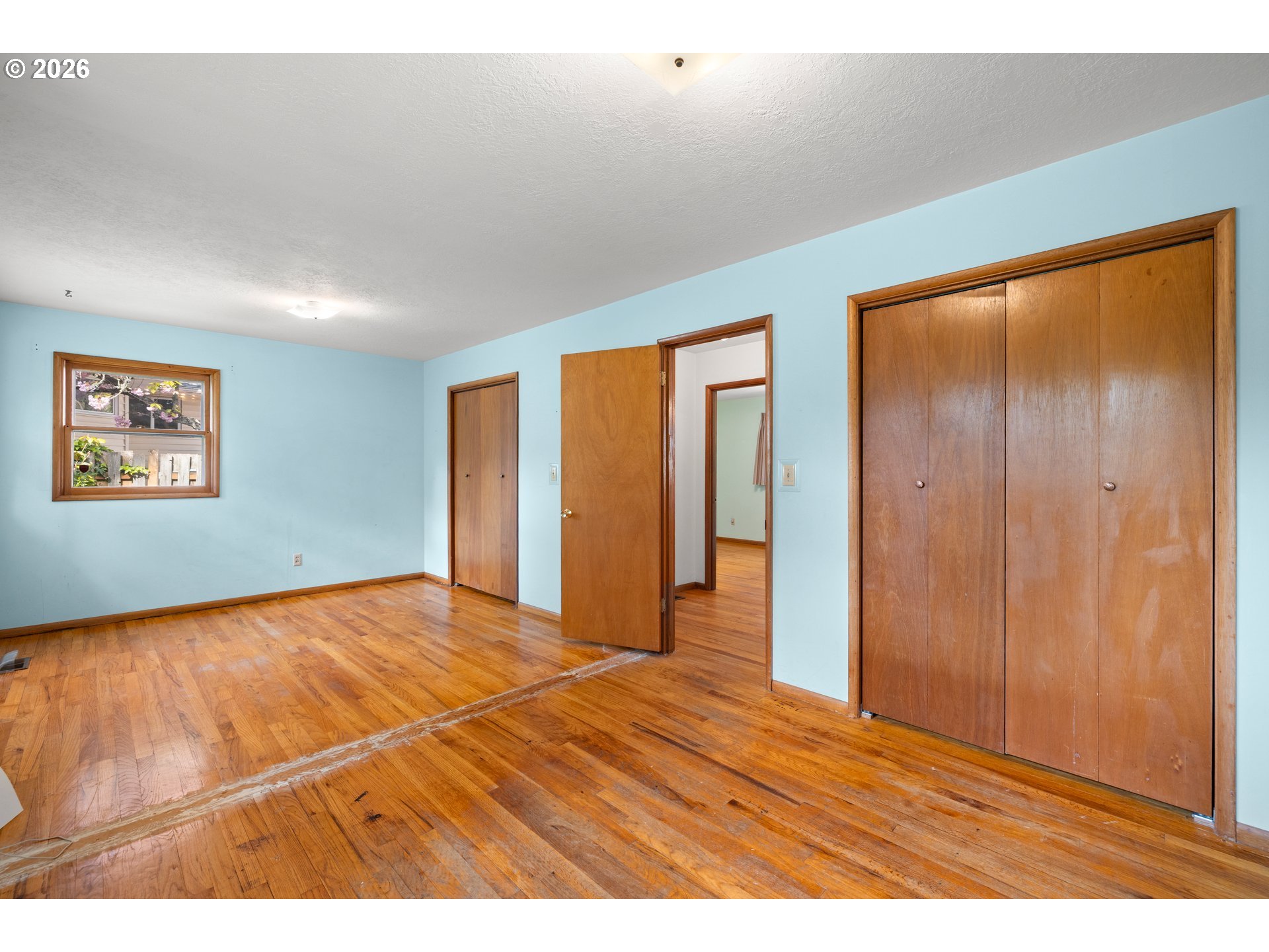 Portland, Oregon, 97230, United States, 3 Bedrooms Bedrooms, ,2 BathroomsBathrooms,Residential,For Sale,2040428