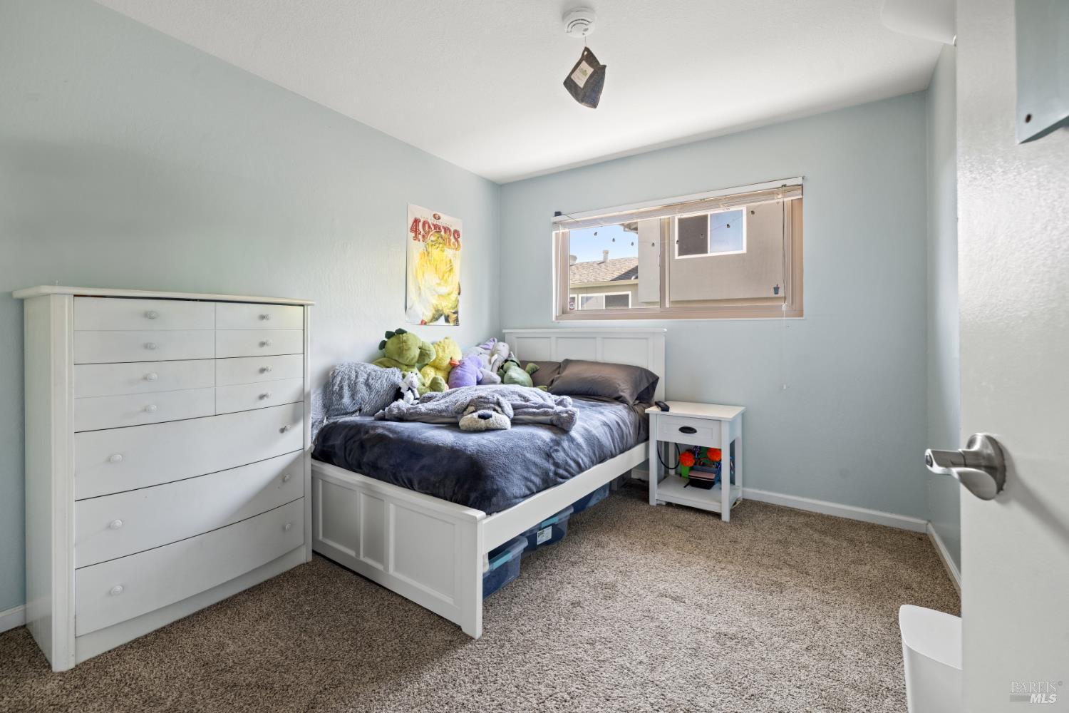 Petaluma, California, 94954, United States, 4 Bedrooms Bedrooms, ,2 BathroomsBathrooms,Residential,For Sale,1921484