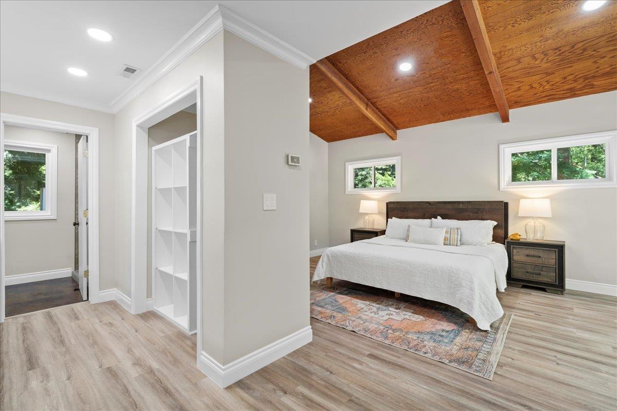Los Gatos, California, 95033, United States, 3 Bedrooms Bedrooms, ,3 BathroomsBathrooms,Residential,For Sale,1905876