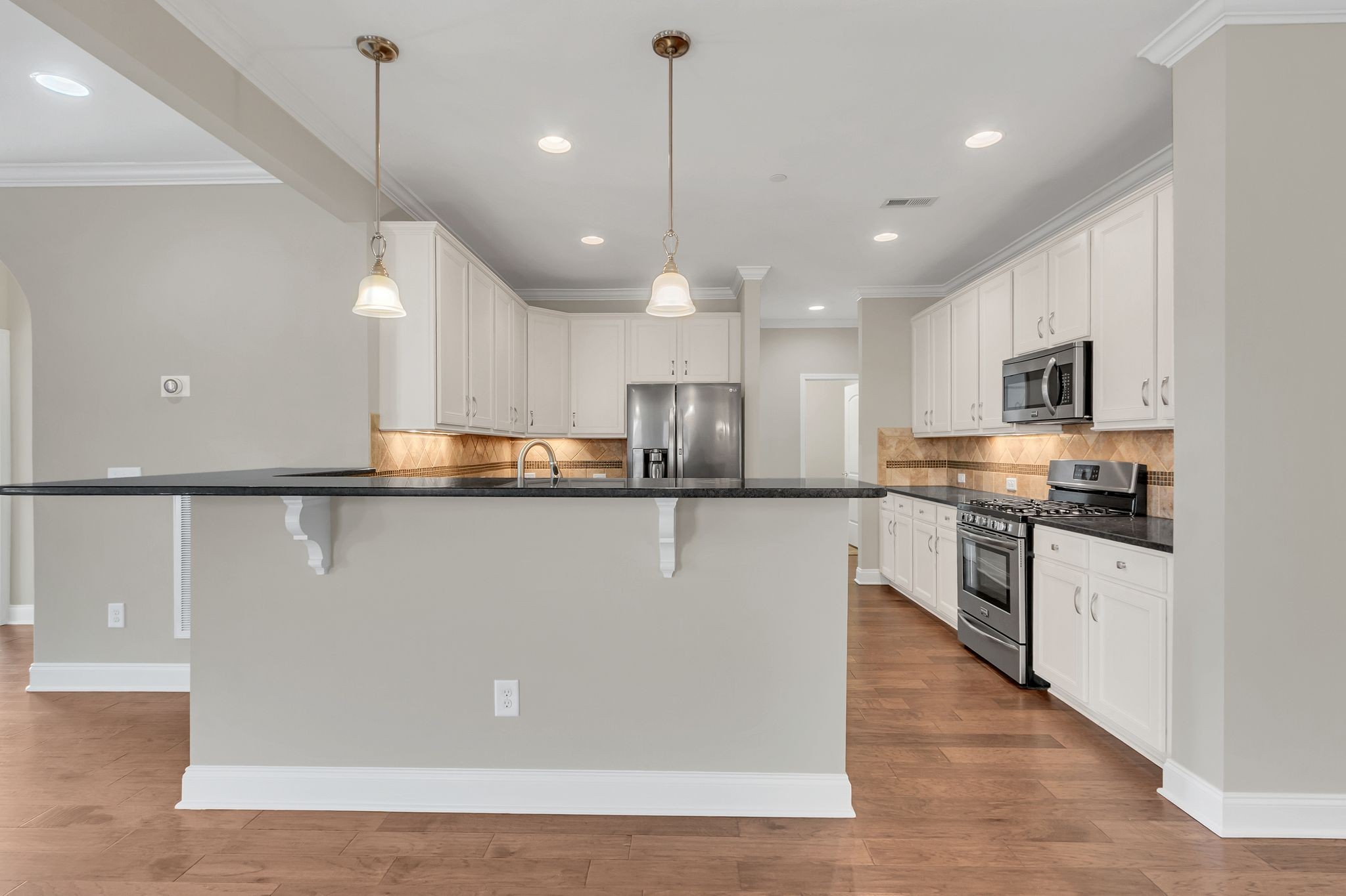 Franklin, Tennessee, 37064, United States, 4 Bedrooms Bedrooms, ,4 BathroomsBathrooms,Residential,For Sale,1989475