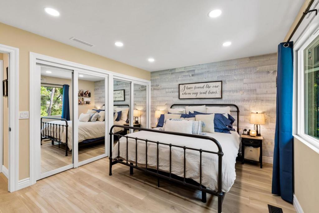 Monterey, California, 93940, United States, 3 Bedrooms Bedrooms, ,2 BathroomsBathrooms,Residential,For Sale,1975715