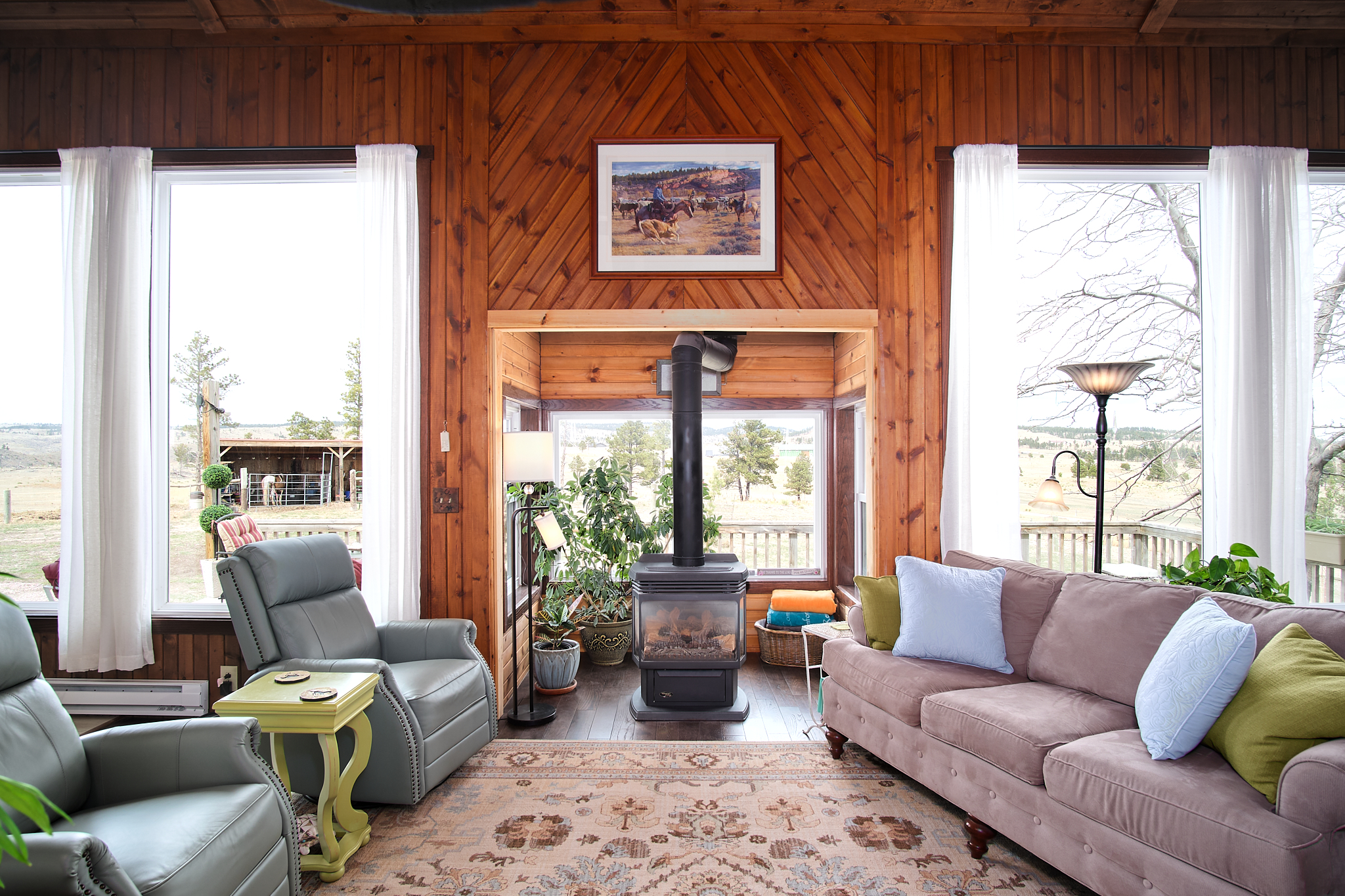 Hot Springs, South Dakota, 57747, United States, 3 Bedrooms Bedrooms, ,2 BathroomsBathrooms,Residential,For Sale,1993817