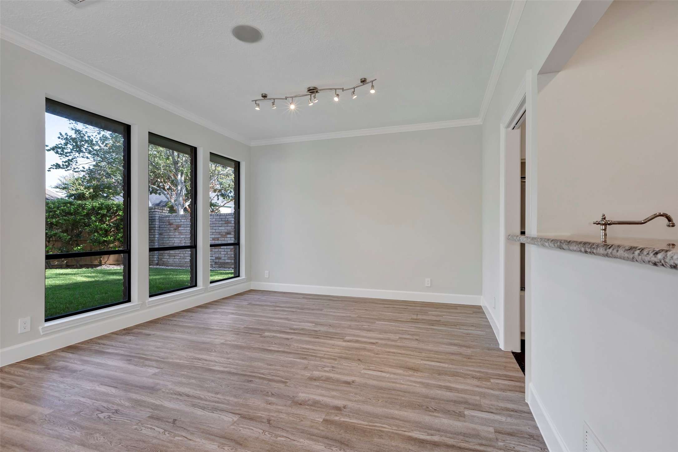 Houston, Texas, 77077, United States, 4 Bedrooms Bedrooms, ,4 BathroomsBathrooms,Residential,For Sale,1990335