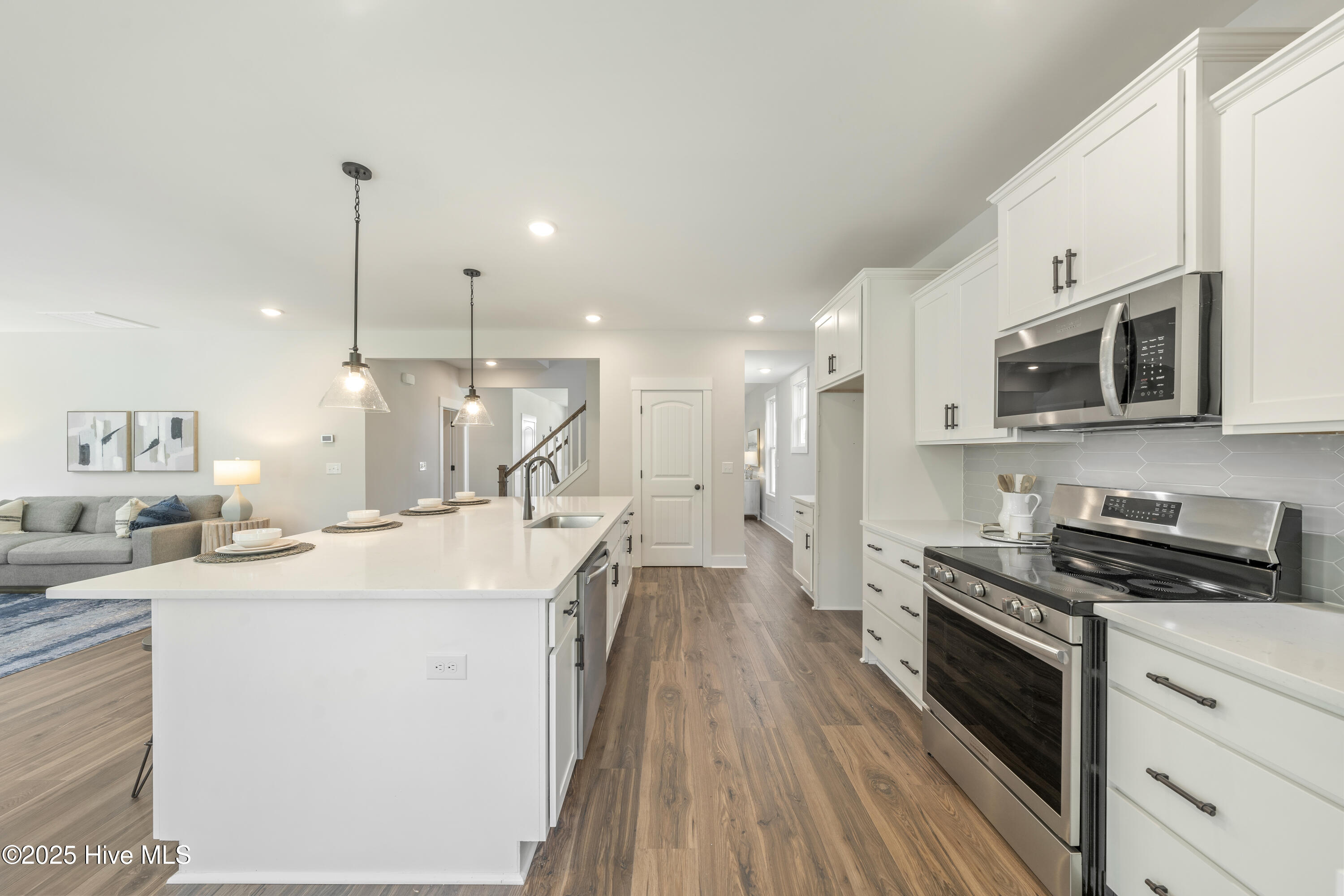 Hampstead, North Carolina, 28443, United States, 4 Bedrooms Bedrooms, ,3 BathroomsBathrooms,Residential,For Sale,1784312