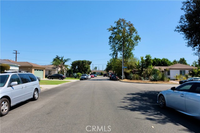 Downey, California, 90240, United States, 3 Bedrooms Bedrooms, ,2 BathroomsBathrooms,Residential,For Sale,1985764