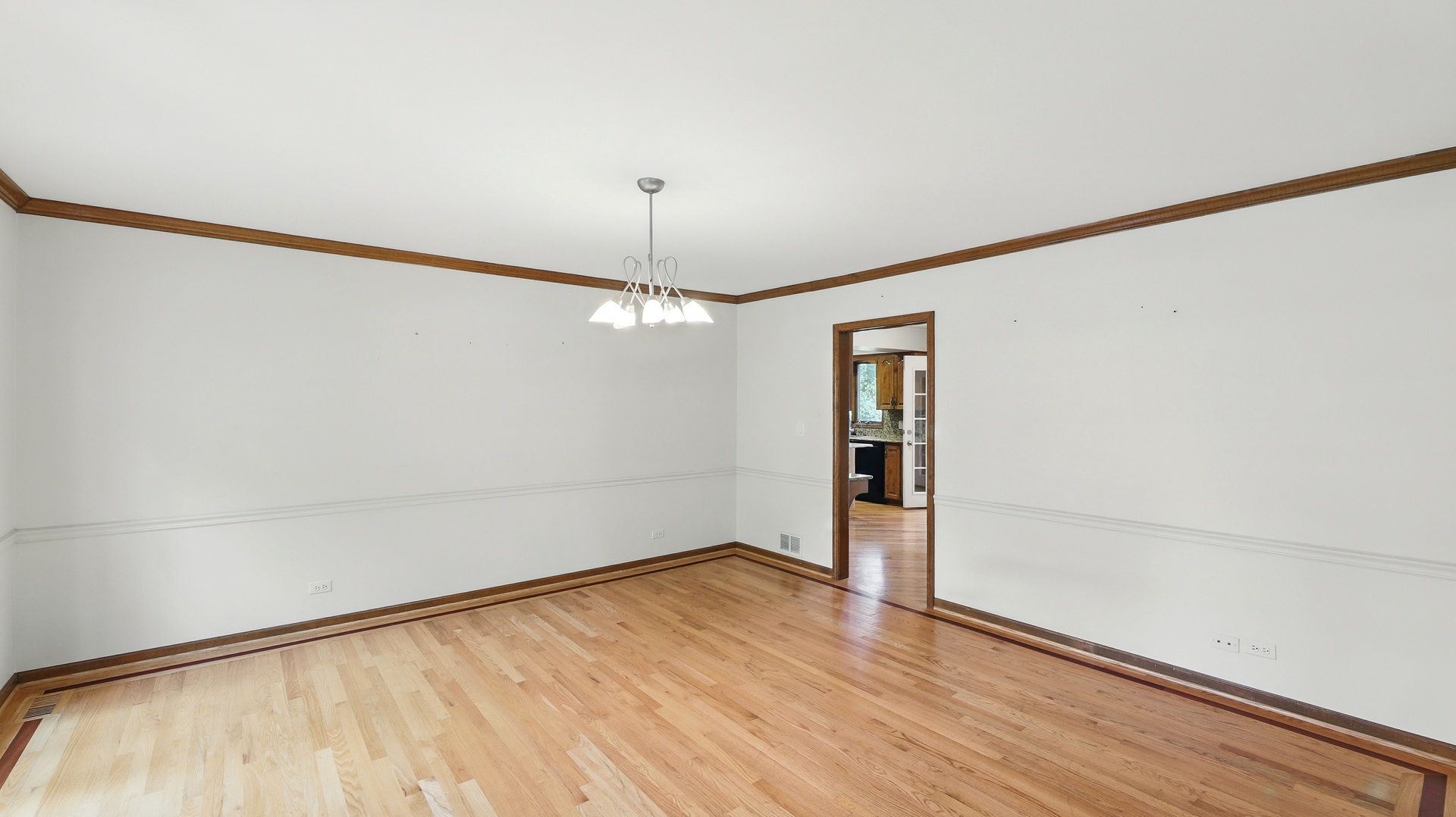 Oak Brook, Illinois, 60523, United States, 5 Bedrooms Bedrooms, ,5 BathroomsBathrooms,Residential,For Sale,1847174